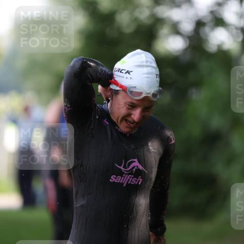 15.06.2025 - 7 Türme Triathlon Michael Strokosch http://msf.ph/oto/7928399 15.06.2025 09:16:31 Schwimmen 101, 102, 104, 105, 106, 107, 108 meine-sportfotos.de