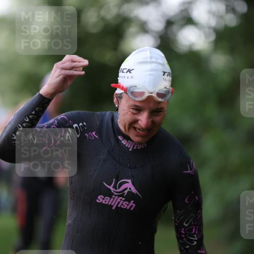 15.06.2025 - 7 Türme Triathlon Michael Strokosch http://msf.ph/oto/7928400 15.06.2025 09:16:31 Schwimmen 101, 102, 104, 105, 106, 107, 108 meine-sportfotos.de