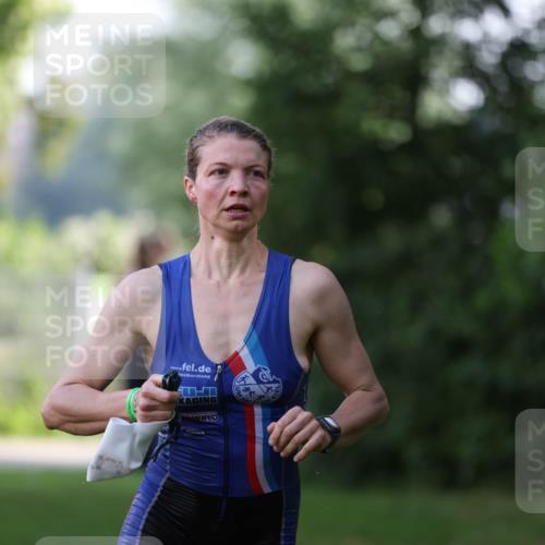 15.06.2025 - 7 Türme Triathlon Michael Strokosch http://msf.ph/oto/7928442 15.06.2025 09:17:36 Schwimmen 11, 12, 13, 14, 103 meine-sportfotos.de
