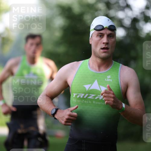 15.06.2025 - 7 Türme Triathlon Michael Strokosch http://msf.ph/oto/7928457 15.06.2025 09:17:43 Schwimmen 11, 12, 13, 14, 103 meine-sportfotos.de