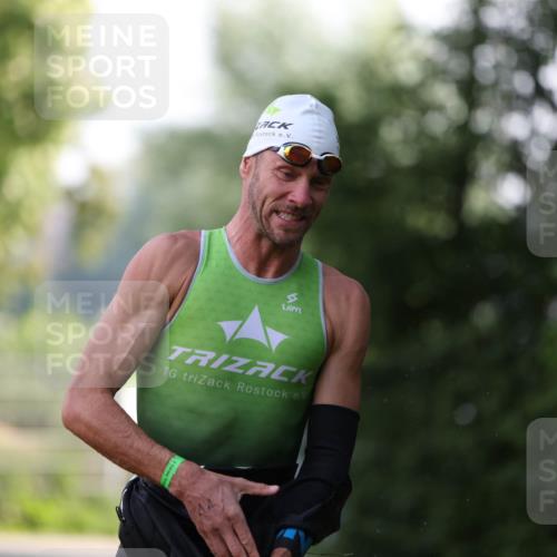 15.06.2025 - 7 Türme Triathlon Michael Strokosch http://msf.ph/oto/7928470 15.06.2025 09:17:48 Schwimmen 11, 12, 13, 14 meine-sportfotos.de