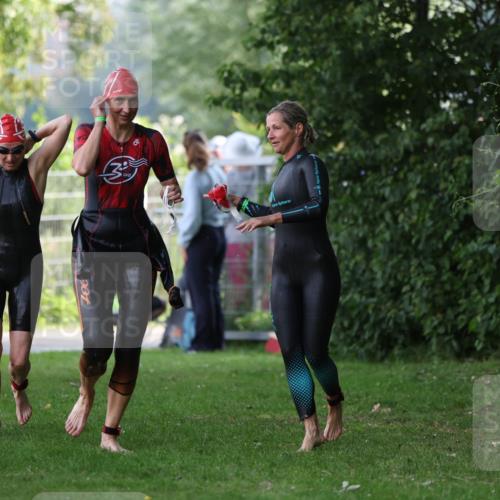 15.06.2025 - 7 Türme Triathlon Michael Strokosch http://msf.ph/oto/7928503 15.06.2025 09:19:21 Schwimmen 27, 30, 89, 90, 91 meine-sportfotos.de