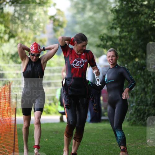 15.06.2025 - 7 Türme Triathlon Michael Strokosch http://msf.ph/oto/7928504 15.06.2025 09:19:21 Schwimmen 27, 30, 89, 90, 91 meine-sportfotos.de