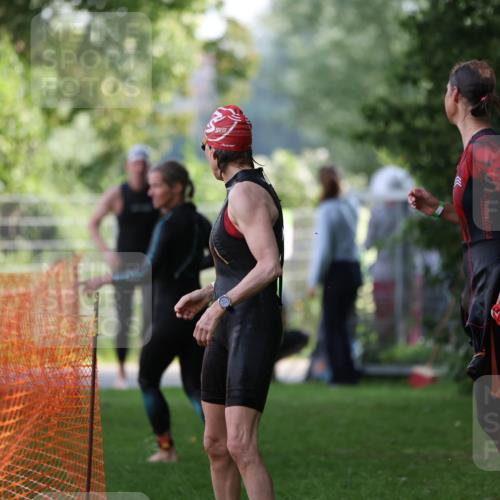 15.06.2025 - 7 Türme Triathlon Michael Strokosch http://msf.ph/oto/7928509 15.06.2025 09:19:23 Schwimmen 27, 30, 89, 90, 91 meine-sportfotos.de