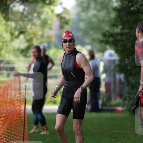 15.06.2025 - 7 Türme Triathlon Michael Strokosch http://msf.ph/oto/7928510 15.06.2025 09:19:24 Schwimmen 27, 30, 89, 90, 91 meine-sportfotos.de