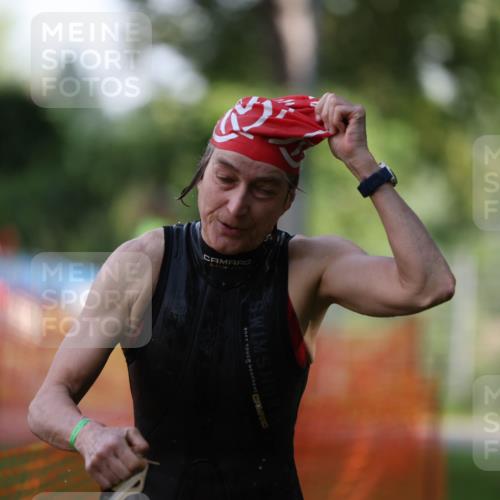 15.06.2025 - 7 Türme Triathlon Michael Strokosch http://msf.ph/oto/7928512 15.06.2025 09:19:28 Schwimmen 26, 27, 30, 89, 90, 91 meine-sportfotos.de