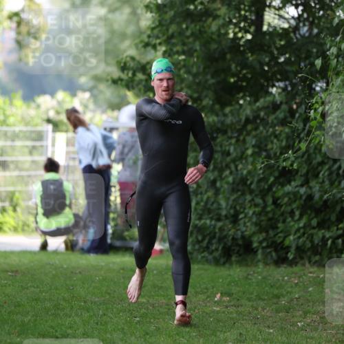 15.06.2025 - 7 Türme Triathlon Michael Strokosch http://msf.ph/oto/7928522 15.06.2025 09:19:34 Schwimmen 26, 27, 30, 31, 89, 90, 91 meine-sportfotos.de