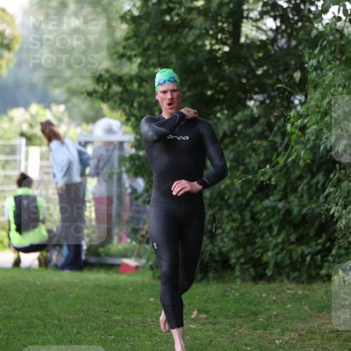 15.06.2025 - 7 Türme Triathlon Michael Strokosch http://msf.ph/oto/7928523 15.06.2025 09:19:34 Schwimmen 26, 27, 30, 31, 89, 90, 91 meine-sportfotos.de