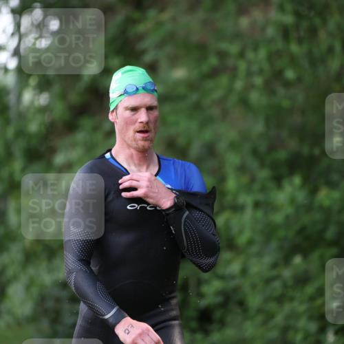15.06.2025 - 7 Türme Triathlon Michael Strokosch http://msf.ph/oto/7928533 15.06.2025 09:19:36 Schwimmen 26, 27, 30, 31, 89, 90, 91 meine-sportfotos.de