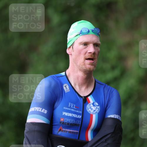 15.06.2025 - 7 Türme Triathlon Michael Strokosch http://msf.ph/oto/7928536 15.06.2025 09:19:37 Schwimmen 26, 27, 30, 31, 33, 89, 90, 91 meine-sportfotos.de