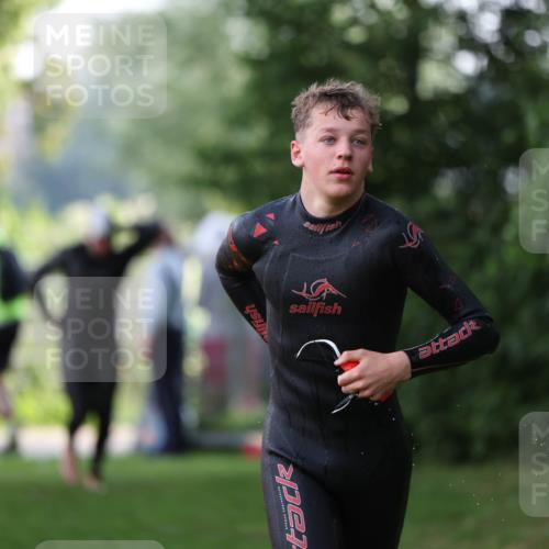 15.06.2025 - 7 Türme Triathlon Michael Strokosch http://msf.ph/oto/7928559 15.06.2025 09:19:53 Schwimmen 26, 28, 31, 32, 33, 34, 35, 74 meine-sportfotos.de