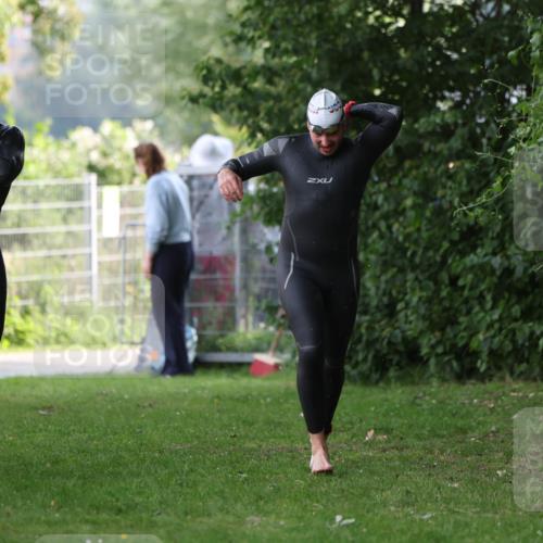15.06.2025 - 7 Türme Triathlon Michael Strokosch http://msf.ph/oto/7928565 15.06.2025 09:19:55 Schwimmen 26, 28, 31, 32, 33, 34, 35, 74 meine-sportfotos.de