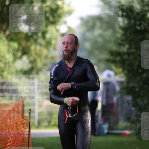 15.06.2025 - 7 Türme Triathlon Michael Strokosch http://msf.ph/oto/7928570 15.06.2025 09:19:57 Schwimmen 26, 28, 31, 32, 33, 34, 35, 74 meine-sportfotos.de