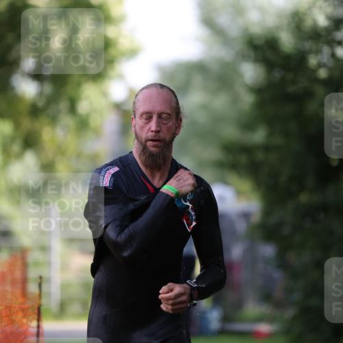 15.06.2025 - 7 Türme Triathlon Michael Strokosch http://msf.ph/oto/7928573 15.06.2025 09:19:58 Schwimmen 26, 28, 31, 32, 33, 34, 35, 74 meine-sportfotos.de