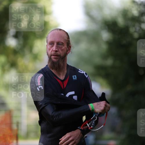 15.06.2025 - 7 Türme Triathlon Michael Strokosch http://msf.ph/oto/7928575 15.06.2025 09:19:58 Schwimmen 26, 28, 31, 32, 33, 34, 35, 74 meine-sportfotos.de