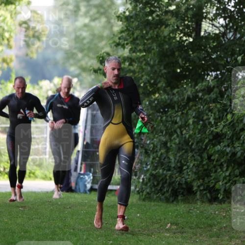 15.06.2025 - 7 Türme Triathlon Michael Strokosch http://msf.ph/oto/7928579 15.06.2025 09:20:04 Schwimmen 28, 32, 33, 34, 35, 74 meine-sportfotos.de