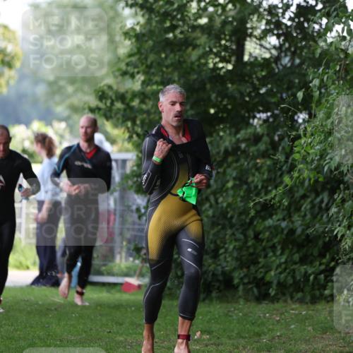 15.06.2025 - 7 Türme Triathlon Michael Strokosch http://msf.ph/oto/7928581 15.06.2025 09:20:05 Schwimmen 28, 32, 33, 34, 35, 74 meine-sportfotos.de