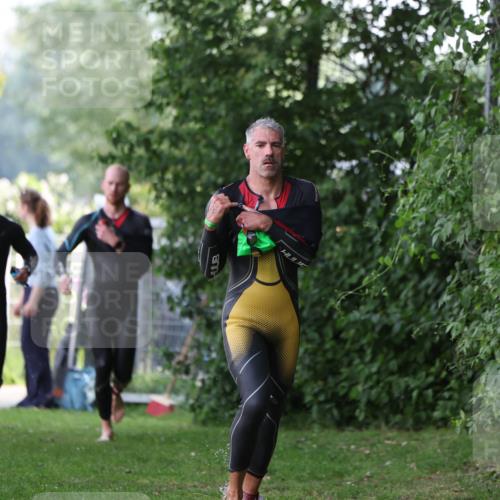 15.06.2025 - 7 Türme Triathlon Michael Strokosch http://msf.ph/oto/7928582 15.06.2025 09:20:05 Schwimmen 28, 32, 33, 34, 35, 74 meine-sportfotos.de