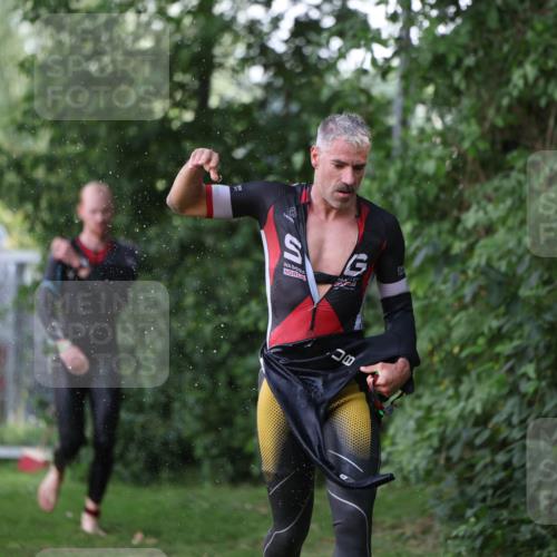 15.06.2025 - 7 Türme Triathlon Michael Strokosch http://msf.ph/oto/7928585 15.06.2025 09:20:06 Schwimmen 28, 32, 33, 34, 35, 74 meine-sportfotos.de