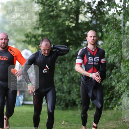 15.06.2025 - 7 Türme Triathlon Michael Strokosch http://msf.ph/oto/7928590 15.06.2025 09:20:08 Schwimmen 28, 32, 34, 35, 74, 80 meine-sportfotos.de