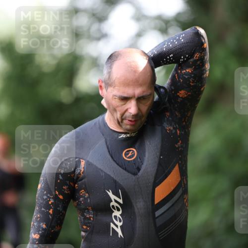 15.06.2025 - 7 Türme Triathlon Michael Strokosch http://msf.ph/oto/7928626 15.06.2025 09:20:29 Schwimmen 29, 71, 72, 73, 75, 76, 80, 87, 88, 96 meine-sportfotos.de