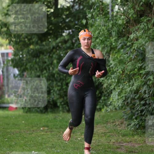 15.06.2025 - 7 Türme Triathlon Michael Strokosch http://msf.ph/oto/7928628 15.06.2025 09:20:31 Schwimmen 29, 71, 72, 73, 75, 76, 80, 85, 87, 88, 96 meine-sportfotos.de