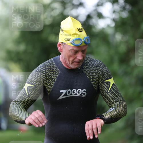 15.06.2025 - 7 Türme Triathlon Michael Strokosch http://msf.ph/oto/7928676 15.06.2025 09:20:50 Schwimmen 71, 75, 78, 85, 87, 88, 110, 111 meine-sportfotos.de