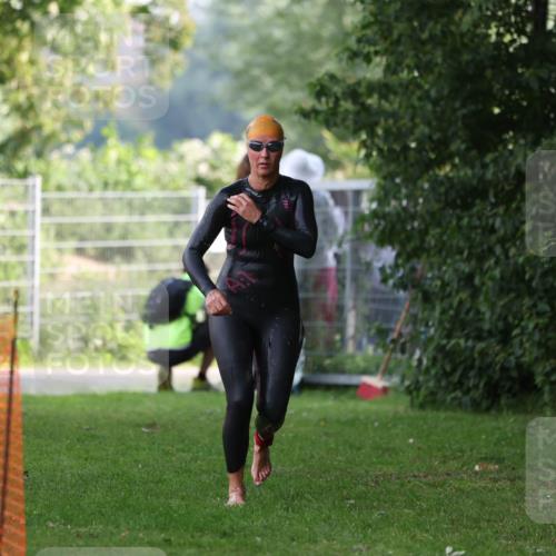 15.06.2025 - 7 Türme Triathlon Michael Strokosch http://msf.ph/oto/7928703 15.06.2025 09:21:31 Schwimmen 93, 94, 95 meine-sportfotos.de