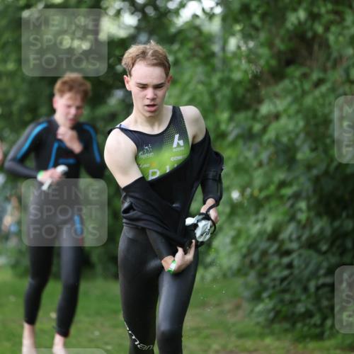 15.06.2025 - 7 Türme Triathlon Michael Strokosch http://msf.ph/oto/7928740 15.06.2025 09:21:53 Schwimmen 6, 7, 36, 61, 63, 65, 117, 118, 119 meine-sportfotos.de