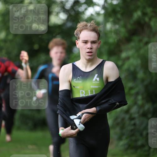 15.06.2025 - 7 Türme Triathlon Michael Strokosch http://msf.ph/oto/7928742 15.06.2025 09:21:54 Schwimmen 6, 7, 9, 36, 61, 63, 65, 117, 118, 119 meine-sportfotos.de