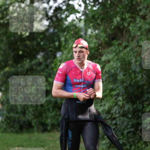 15.06.2025 - 7 Türme Triathlon Michael Strokosch http://msf.ph/oto/7928765 15.06.2025 09:22:05 Schwimmen 6, 7, 9, 36, 38, 62, 63, 64, 65, 117, 118, 119 meine-sportfotos.de