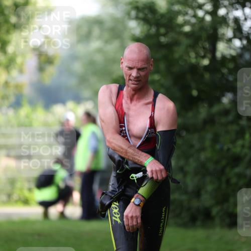 15.06.2025 - 7 Türme Triathlon Michael Strokosch http://msf.ph/oto/7928772 15.06.2025 09:22:12 Schwimmen 9, 38, 62, 64, 117, 118, 119 meine-sportfotos.de