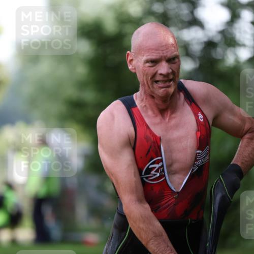 15.06.2025 - 7 Türme Triathlon Michael Strokosch http://msf.ph/oto/7928776 15.06.2025 09:22:13 Schwimmen 9, 38, 62, 64 meine-sportfotos.de