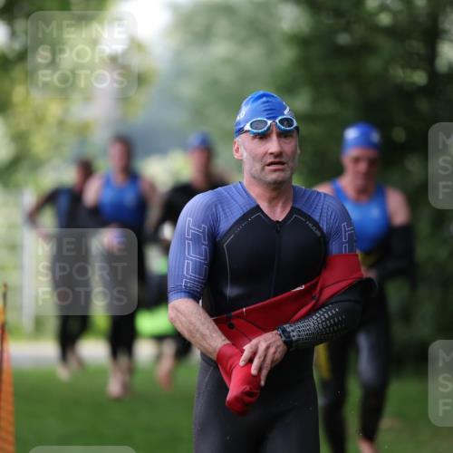 15.06.2025 - 7 Türme Triathlon Michael Strokosch http://msf.ph/oto/7928835 15.06.2025 09:23:41 Schwimmen 18, 46, 47, 48, 49 meine-sportfotos.de