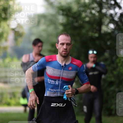 15.06.2025 - 7 Türme Triathlon Michael Strokosch http://msf.ph/oto/7928872 15.06.2025 09:24:14 Schwimmen 1, 17, 20, 39, 40 meine-sportfotos.de