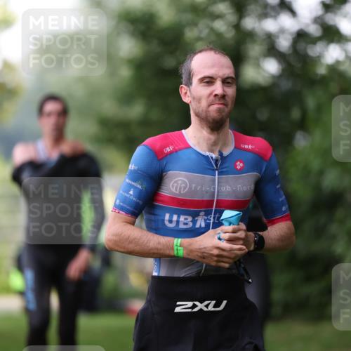 15.06.2025 - 7 Türme Triathlon Michael Strokosch http://msf.ph/oto/7928875 15.06.2025 09:24:15 Schwimmen 1, 17, 20, 39, 40 meine-sportfotos.de