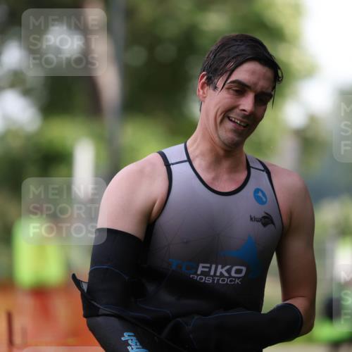 15.06.2025 - 7 Türme Triathlon Michael Strokosch http://msf.ph/oto/7928886 15.06.2025 09:24:18 Schwimmen 1, 17, 20, 39, 40 meine-sportfotos.de