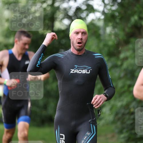 15.06.2025 - 7 Türme Triathlon Michael Strokosch http://msf.ph/oto/7928929 15.06.2025 09:25:28 Schwimmen 16, 56, 57, 58, 59, 60 meine-sportfotos.de