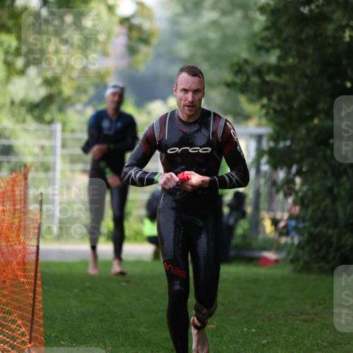 15.06.2025 - 7 Türme Triathlon Michael Strokosch http://msf.ph/oto/7928964 15.06.2025 09:25:51 Schwimmen 2, 4, 16, 19, 41, 42, 44, 45, 77 meine-sportfotos.de