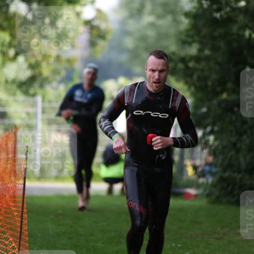 15.06.2025 - 7 Türme Triathlon Michael Strokosch http://msf.ph/oto/7928966 15.06.2025 09:25:51 Schwimmen 2, 4, 16, 19, 41, 42, 44, 45, 77 meine-sportfotos.de