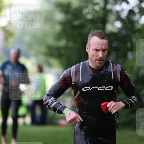15.06.2025 - 7 Türme Triathlon Michael Strokosch http://msf.ph/oto/7928974 15.06.2025 09:25:53 Schwimmen 2, 4, 19, 41, 42, 44, 45, 77 meine-sportfotos.de