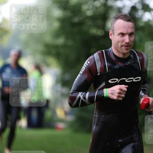15.06.2025 - 7 Türme Triathlon Michael Strokosch http://msf.ph/oto/7928975 15.06.2025 09:25:53 Schwimmen 2, 4, 19, 41, 42, 44, 45, 77 meine-sportfotos.de
