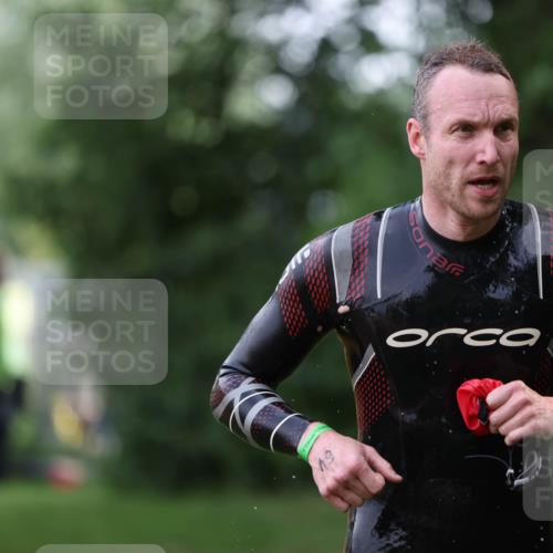 15.06.2025 - 7 Türme Triathlon Michael Strokosch http://msf.ph/oto/7928977 15.06.2025 09:25:54 Schwimmen 2, 4, 19, 41, 42, 44, 45, 69, 77 meine-sportfotos.de