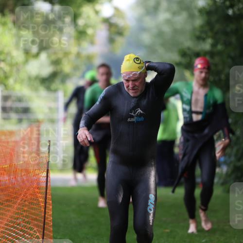 15.06.2025 - 7 Türme Triathlon Michael Strokosch http://msf.ph/oto/7928990 15.06.2025 09:26:04 Schwimmen 2, 4, 19, 41, 42, 44, 45, 66, 67, 68, 69, 70 meine-sportfotos.de
