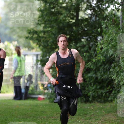 15.06.2025 - 7 Türme Triathlon Michael Strokosch http://msf.ph/oto/7929018 15.06.2025 09:26:14 Schwimmen 4, 41, 42, 44, 45, 66, 67, 68, 69, 70 meine-sportfotos.de