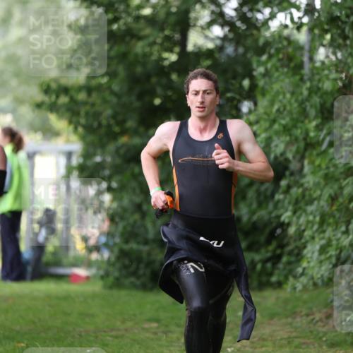 15.06.2025 - 7 Türme Triathlon Michael Strokosch http://msf.ph/oto/7929020 15.06.2025 09:26:15 Schwimmen 4, 41, 42, 44, 45, 66, 67, 68, 69, 70 meine-sportfotos.de