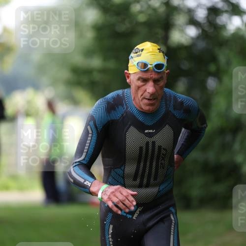 15.06.2025 - 7 Türme Triathlon Michael Strokosch http://msf.ph/oto/7929040 15.06.2025 09:26:21 Schwimmen 4, 66, 67, 68, 69, 70 meine-sportfotos.de