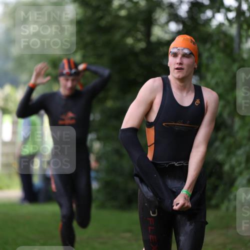 15.06.2025 - 7 Türme Triathlon Michael Strokosch http://msf.ph/oto/7929049 15.06.2025 09:26:24 Schwimmen 66, 67, 68, 69, 70 meine-sportfotos.de