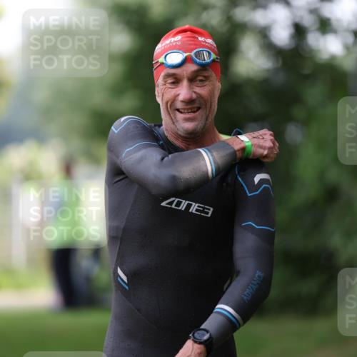 15.06.2025 - 7 Türme Triathlon Michael Strokosch http://msf.ph/oto/7929096 15.06.2025 09:27:08 Schwimmen 5, 52, 53, 54, 55 meine-sportfotos.de