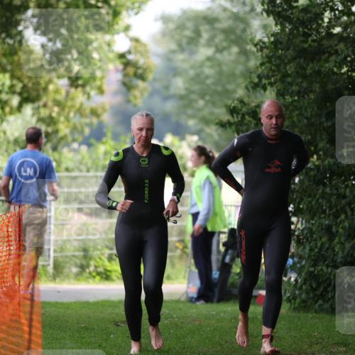 15.06.2025 - 7 Türme Triathlon Michael Strokosch http://msf.ph/oto/7929119 15.06.2025 09:27:55 Schwimmen 129, 131 meine-sportfotos.de